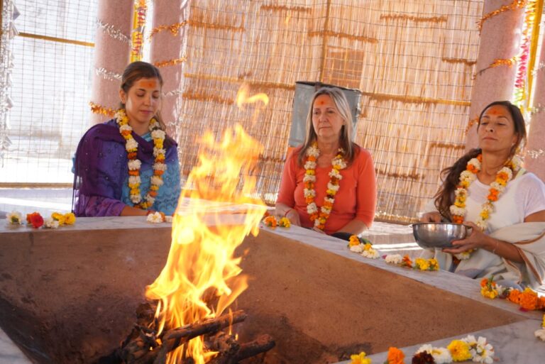 Vedic Mantra Chanting & Spiritual Energy